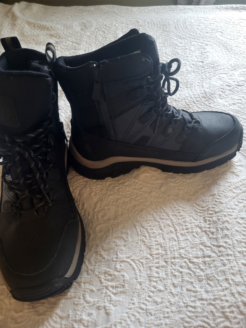 all in motion Black Men's Waterproof Lace-Up Hiking Boots